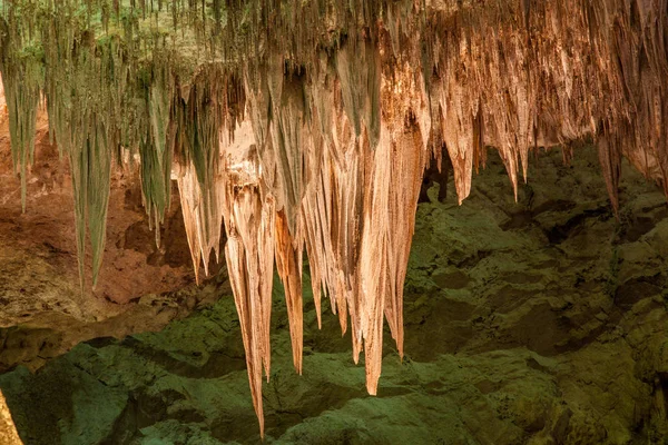 Stort rum i Carlsbad Caverns National Park i New Mexico, Förenta staterna Stockbild