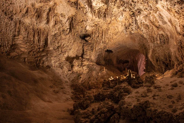 Stort rum i Carlsbad Caverns National Park i New Mexico, Förenta staterna Stockfoto