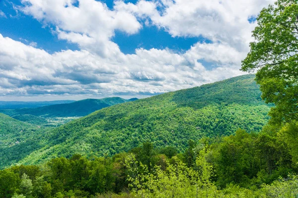 Loft Mountain Overlook en el Parque Nacional Shenandoah en Virginia, Estados Unidos —  Fotos de Stock