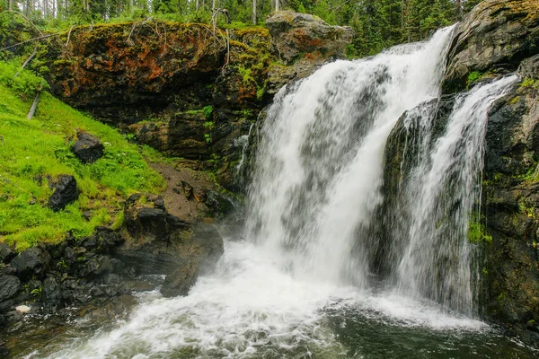 Moose Falls in Yellowstone National Park Wyoming, Amerika Birleşik Devletleri — Stok fotoğraf