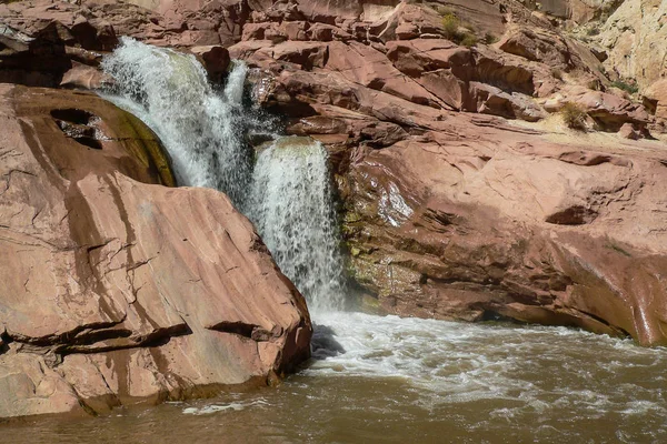 Fremont River Gorge i Capitol Reef nasjonalpark i Utah, USA stockbilde