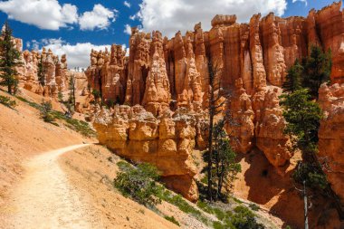 Utah, Amerika Birleşik Devletleri 'nde Bryce Canyon Ulusal Parkı 'nda Queen 's Garden Trail