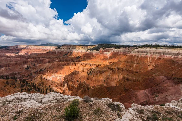 Bod nejvyšší v Cedar rozlomený Národní památník v Utahu, Spojené státy — Stock fotografie