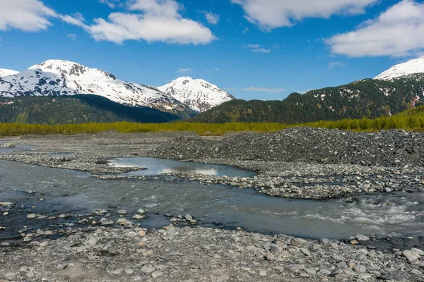 Řeka vzkříšení v národním parku Kenai Fjords na Aljašce, Spojené státy americké — Stock fotografie