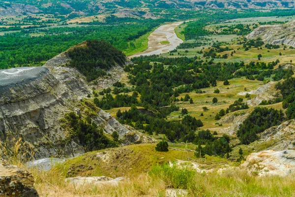River Bend Kuzey Dakota, Amerika Birleşik Devletleri 'nde Theodore Roosevelt Milli Parkı 'nda Overlook