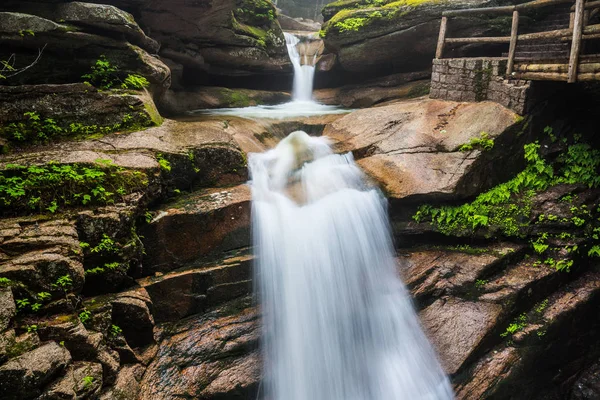 Sabbaday fällt in White Mountain National Forest in New Hampshire, Vereinigte Staaten — Stockfoto