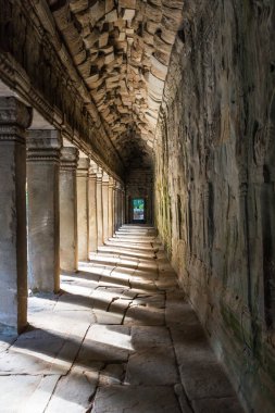 Amerika Birleşik Devletleri, Kamboçya 'da Angkor Archaeological Park 'ta tah Prohm