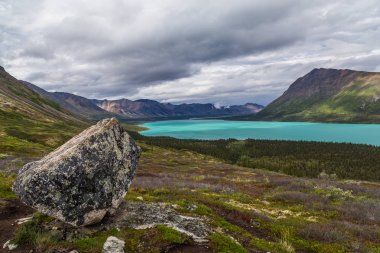 Alaska, Amerika Birleşik Devletleri 'nde Lake Clark Ulusal Parkı 'nda üst Ikiz göl