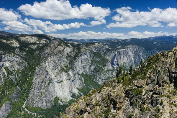 Taft Point a Yosemite National Park in California, Stati Uniti — Foto Stock
