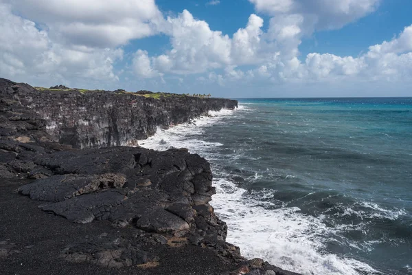 Sopečné pobřeží v národním parku Havaj, Spojené státy americké — Stock fotografie