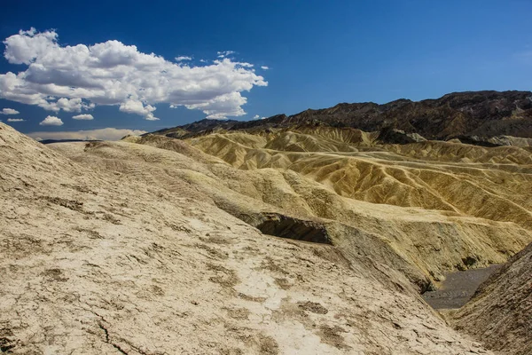 Zabriskie Point a Death Valley Nemzeti Park, California, Amerikai Egyesült Államok — Stock Fotó