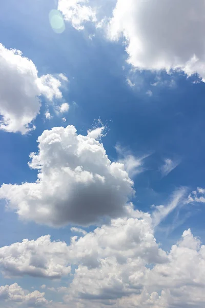 Felhős Kék Eső Előtt — Stock Fotó