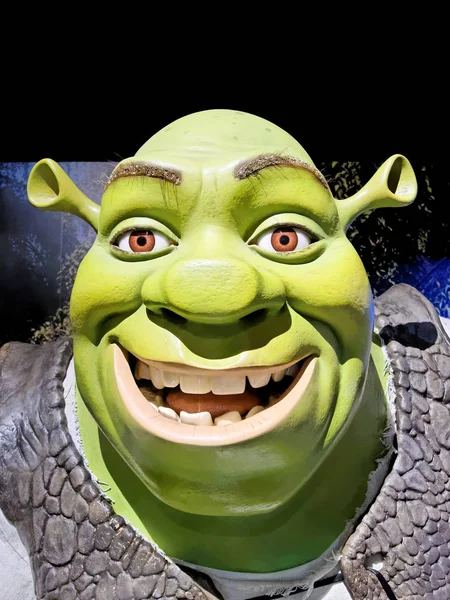 Blackpool, 14 Ocak: Madame Tussauds, İngiltere'de 2018. Shrek, ABD'li yazar William Steig tarafından oluşturulan bir kurgusal yeşil ogre karakterdir. Shrek Mike Myers tarafından seslendirilmektedir.