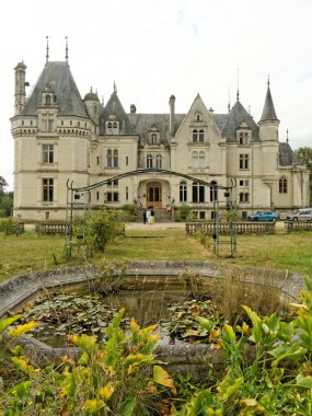 Yeni Mayapur, 15 Ağustos: Hare Krishna Tapınağı, manevi bir grubu ile bir kale Center'da, Fransa, 2018.
