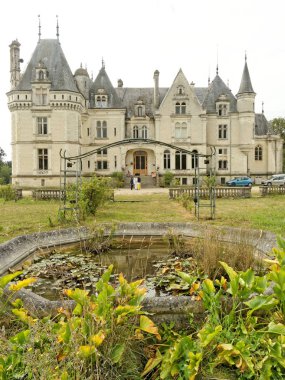 Yeni Mayapur, 15 Ağustos: Hare Krishna Tapınağı, manevi bir grubu ile bir kale Center'da, Fransa, 2018.