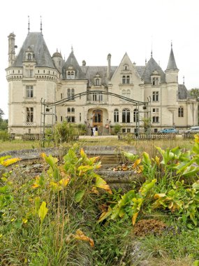 Yeni Mayapur, 15 Ağustos: Hare Krishna Tapınağı, manevi bir grubu ile bir kale Center'da, Fransa, 2018.