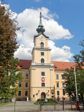 Rzeszow Kulesi Rönesans mimarisi 1458 inşa kalede. Şu anda kale il mahkeme koltuğunda ev sahipliği yapmaktadır. Polonya