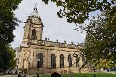 Birmingham, Ekim 07: St Philip's Cathedral Katedral Meydanı'nda bulunmaktadır. İngiltere'de 2018