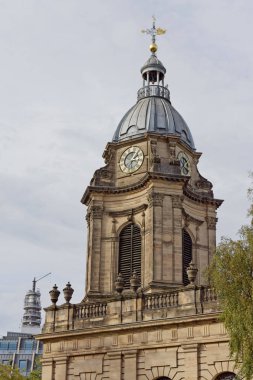 Birmingham, Ekim 07: St Philip's Katedrali ve Bt Tower bir saatli bir kule. İngiltere'de 2018