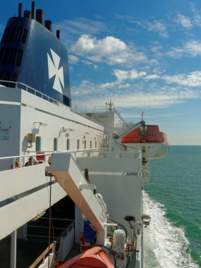 Dover, 14 Ağustos: Dfds tekne feribot Kuzey Avrupa en büyük nakliye ve lojistik şirketidir. İngiltere'de 2018