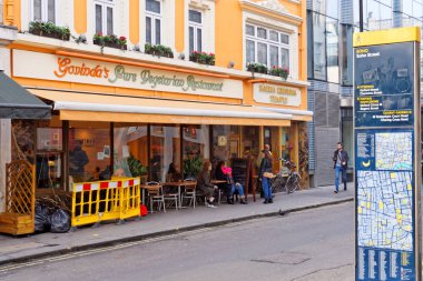 Londra. Govinda'nın saf vejetaryen restoran ve Hare Krishna Tapınağı Soho St 27 Aralık, İngiltere'de 2018