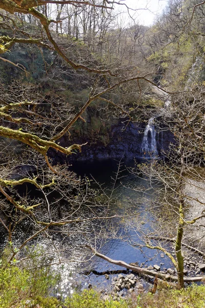 View of a waterfall on a tourist trail in the mountains of Snowdonia, Wales. — Stock Photo, Image