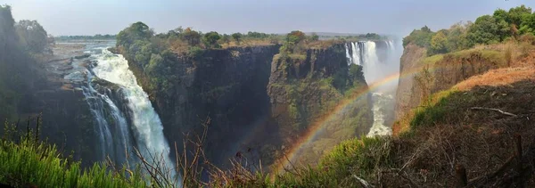 Victoria Falls Med Regnbåge Torra Säsongen — Stockfoto