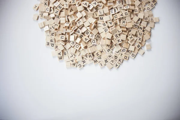 Buchstabensalat Aus Scrabble Steinen — Stockfoto
