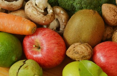 birçok meyve ve sebzeler