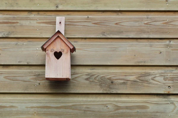 Maison Est Votre Coeur Bird Maison Avec Fond Bois — Photo