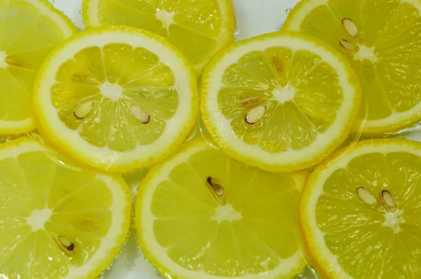 Beaucoup Tranche Citron Dans Soda — Photo
