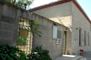 Beykoz, İstanbul kentinde ünlü ilçe ve turistik yerdir. Karadeniz 'in kuzeyinde yer almaktadır. Ayrıca yusa Tepesi 'nde bulunan Peygamber yusa mezarı. Beykoz, Doğa ve eski evler ve eski çarşı olduğunu iyi bilinmektedir.