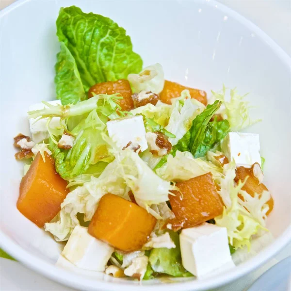 Salade Avec Laitue Verte Fraîche Fromage Roquette Batata — Photo