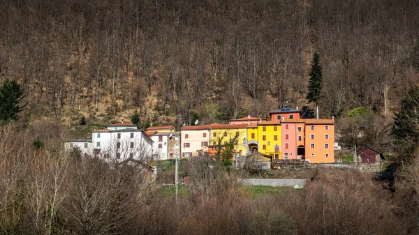 Small mountain village with very colorful houses — Stock Photo, Image