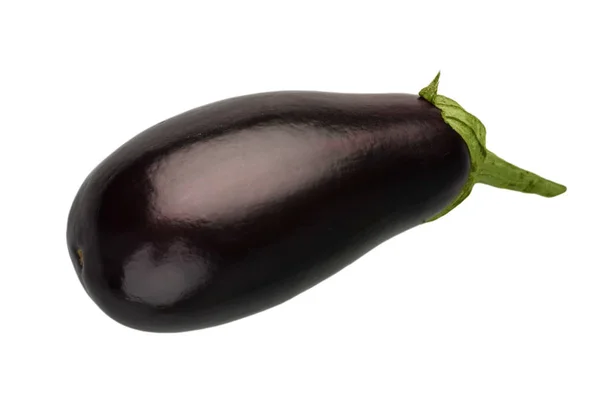 Verse aubergine geïsoleerd op een witte knippad — Stockfoto