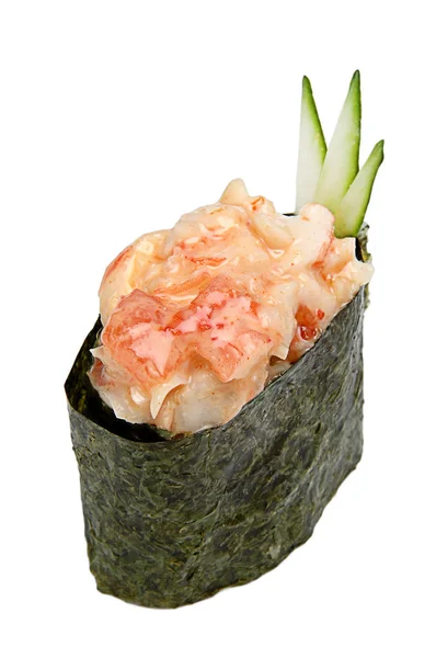 Sushi roll isolato su sfondo bianco. Primo piano del delizioso rotolo di sushi giapponese . — Foto Stock