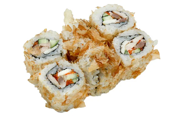 Sushi rotola isolato su sfondo bianco. Primo piano del delizioso rotolo di sushi giapponese . — Foto Stock