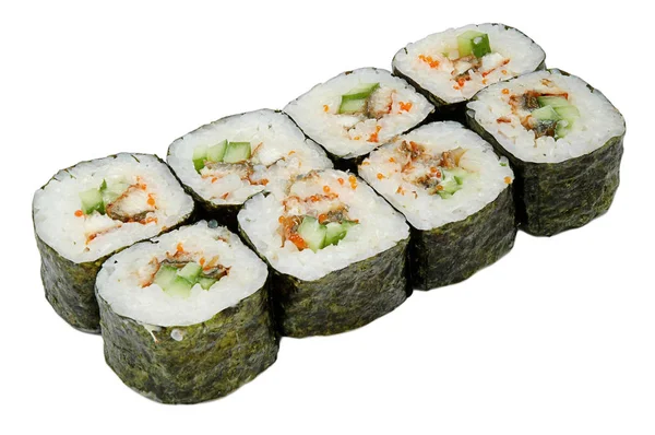 Sushi rotola isolato su sfondo bianco. Primo piano del delizioso rotolo di sushi giapponese . — Foto Stock