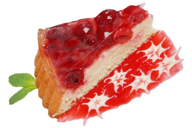 Beyaz izole arka plan üzerinde kiraz ile Dilim cheesecake