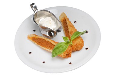 Beyaz izole arka plan üzerinde kabak havyar ile Ekmekli krep