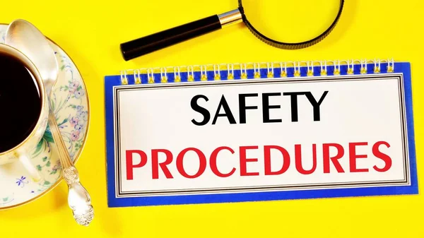 Procedury Bezpieczeństwa Oznaczają Tekst Dokumentu Folderze Dobrobyt Zawodowy Zdrowie Pracowników — Zdjęcie stockowe
