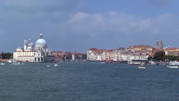 Venecia Ciudad Desde Barco — Vídeo de stock