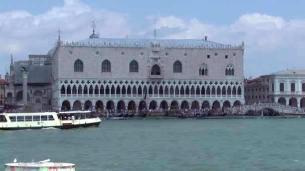 威尼斯城市从小船 — 图库视频影像