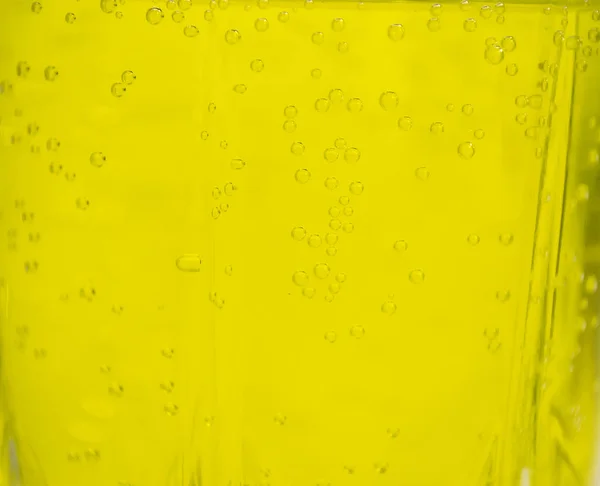Gelembung Udara Kecil Dalam Cairan Dinding Kaca Transparan — Stok Foto