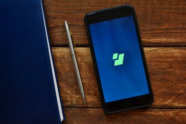 döviz işlemleri ile ilgili mobil uygulama