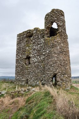 Bu Burt Castle Donegal İrlanda bir resmi vardır