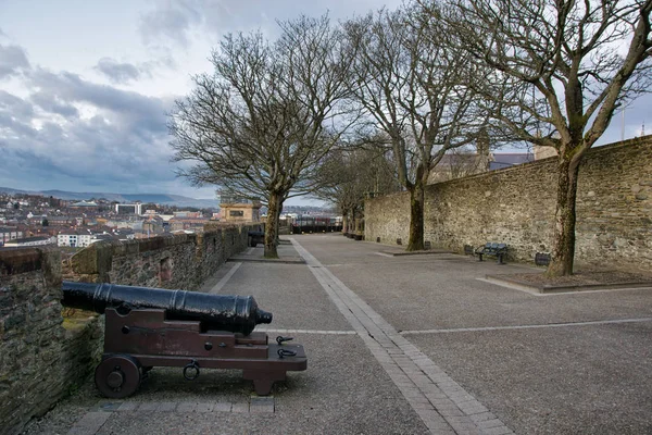 Voici Une Photo Des Célèbres Remparts Derrys Irlande Nord — Photo