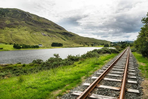 Старые Железнодорожные Пути Рядом Лох Финном Донегале Ирландия — стоковое фото