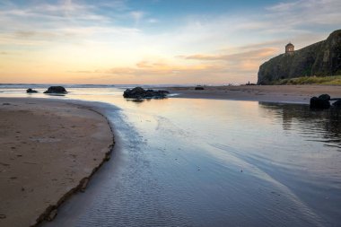 Bu okyanusa içine çalışan bir akışıdır