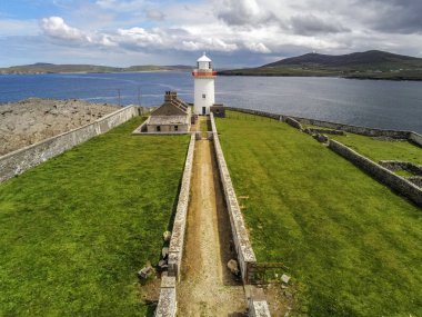 Ballyglass'ta Deniz Feneri